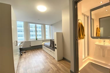 1 bed flat, College Square East, Holylands, Belfast, BT16DJ - Image 7